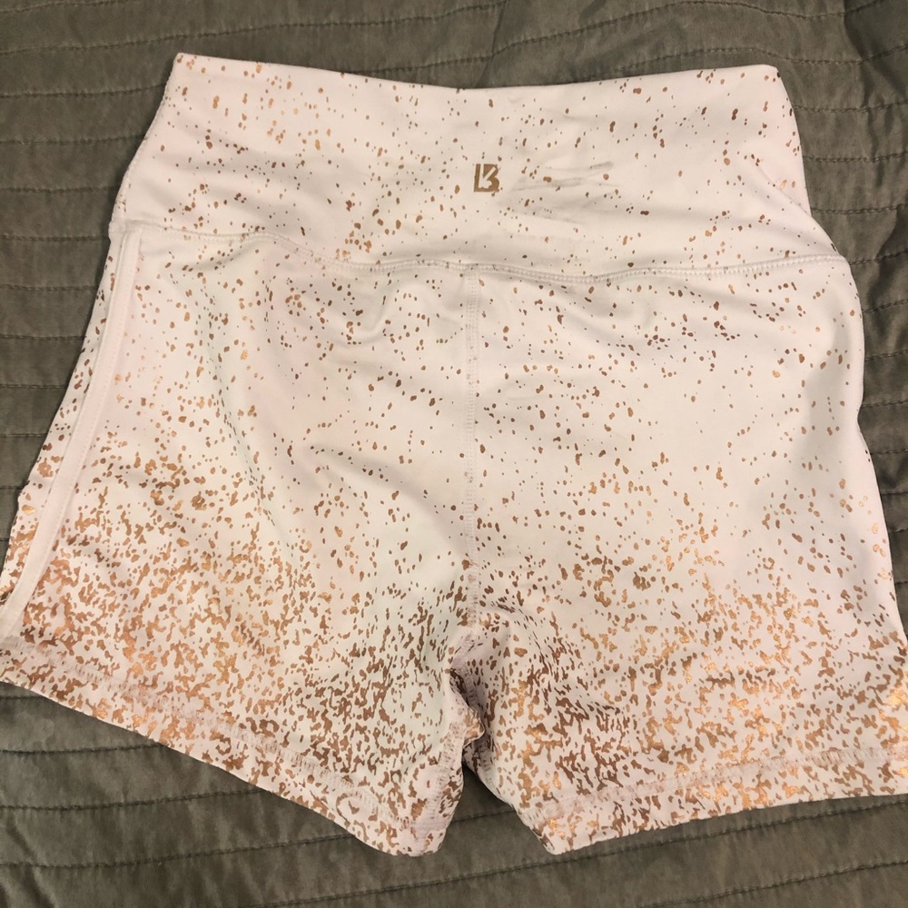 Buffbunny rose’ short